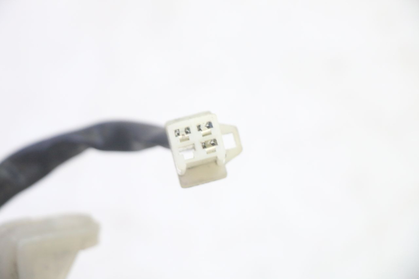 photo de HEADLIGHT PEUGEOT DJANGO 4T 50 (2014 - 2019) - Fixing points details