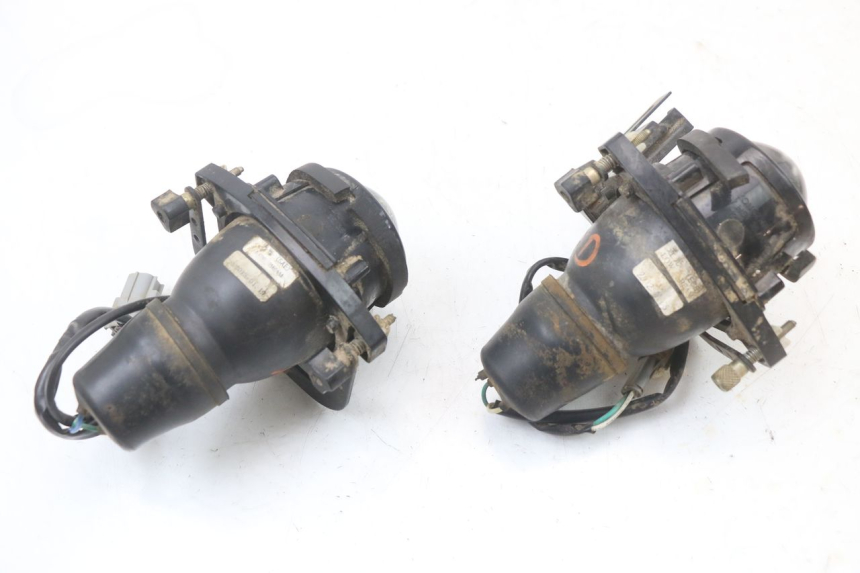 photo de RIGHT HEADLIGHT HYTRACK HY S 4X4 410 (2013 - 2016)