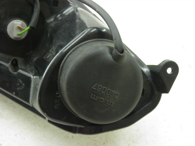 photo de RIGHT FRONT HEADLIGHT PEUGEOT SATELIS 125 (2010 - 2012)