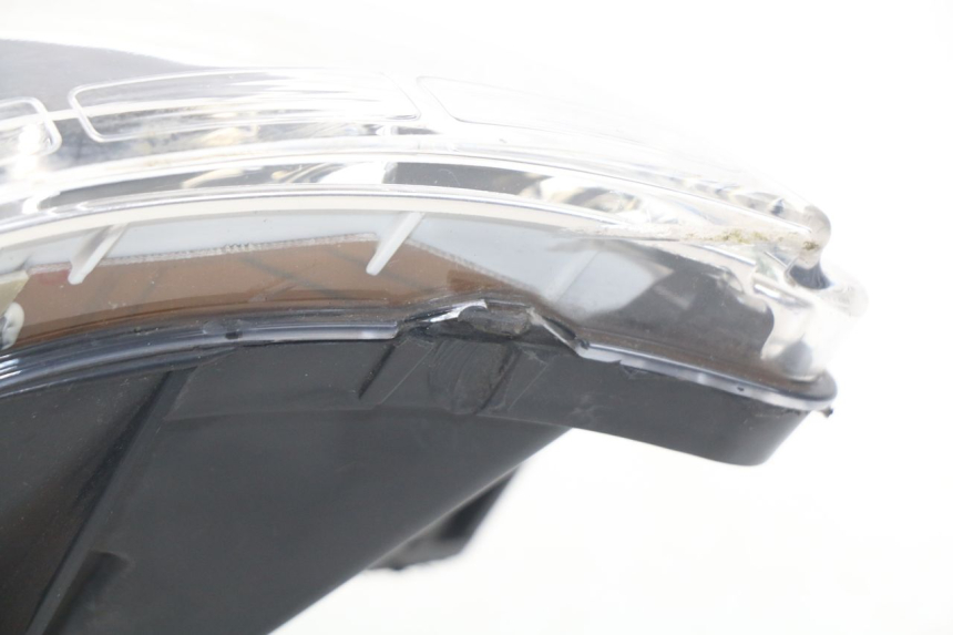 photo de RIGHT HEADLIGHT PEUGEOT SATELIS 300 (2012 - 2015)