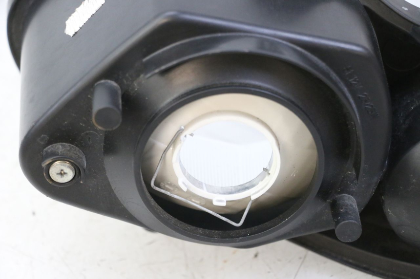 photo de RIGHT HEADLIGHT YAMAHA TZR 50 (2008 - 2016)