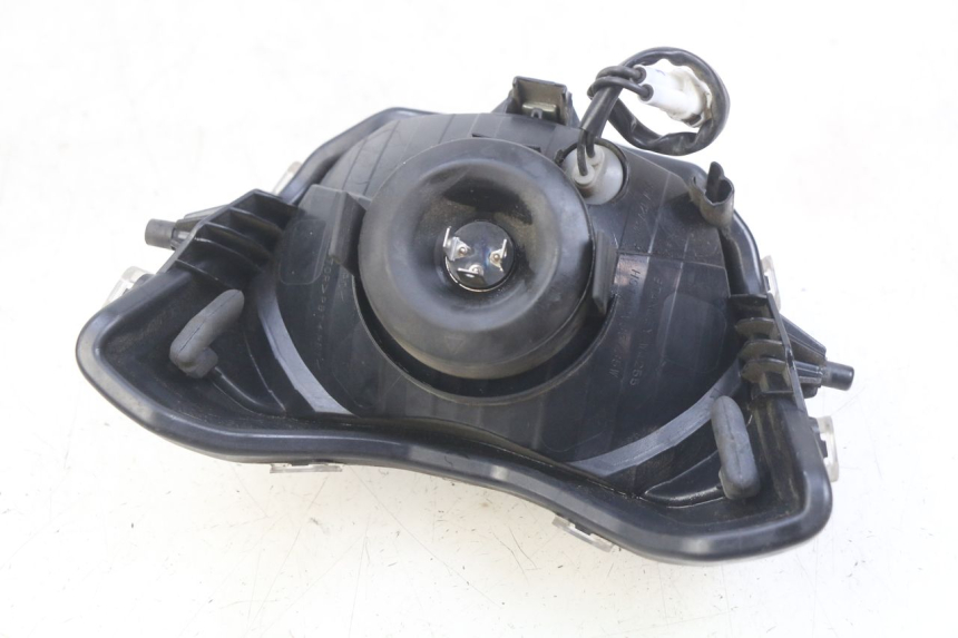 photo de FRONT HEADLIGHT YAMAHA D'ELIGHT DELIGHT 125 (2017 - 2020)