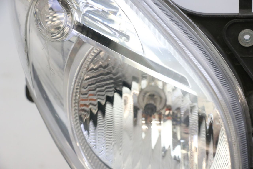 photo de FRONT HEADLIGHT HONDA FES S-WING SWING ABS 125 (2007 - 2015)