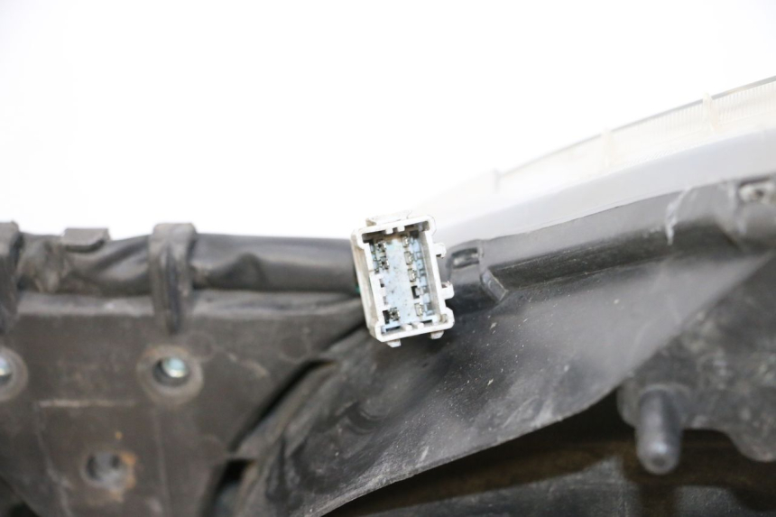 photo de FRONT HEADLIGHT HONDA FES S-WING SWING ABS 125 (2007 - 2015)