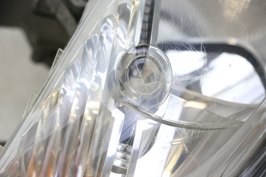 photo de FRONT HEADLIGHT HONDA FES S-WING SWING ABS 125 (2007 - 2015)