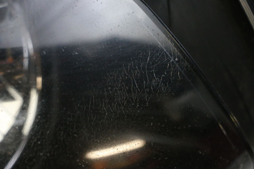 photo de FRONT HEADLIGHT YAMAHA FJR ABS 1300 (2006 - 2012) - Technical close-up