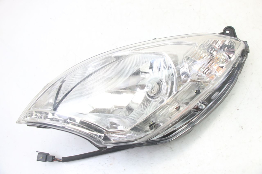 photo de LEFT HEADLIGHT PEUGEOT SATELIS 125 (2013 - 2018)