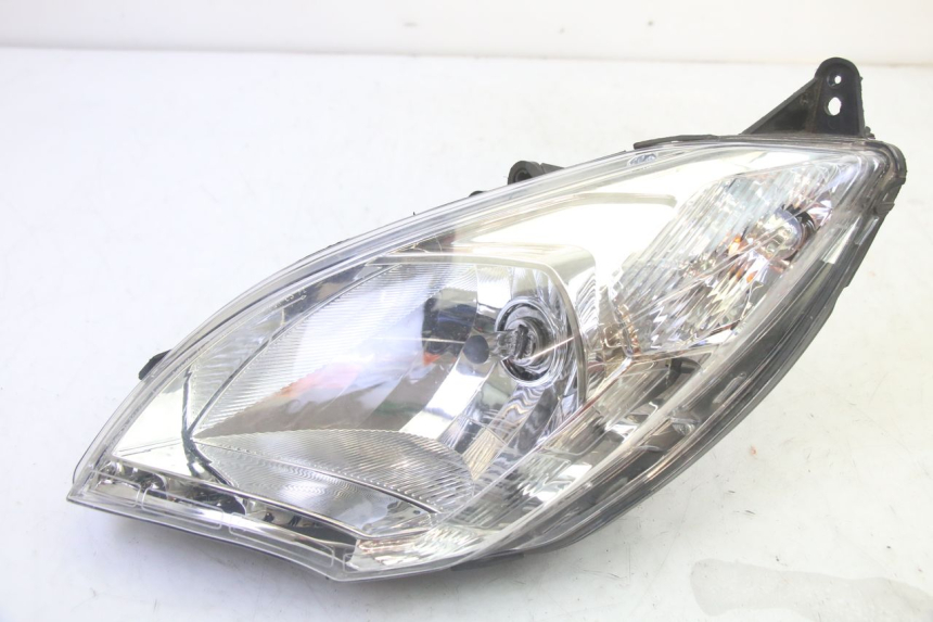 photo de LEFT HEADLIGHT PEUGEOT SATELIS 125 (2010 - 2012)