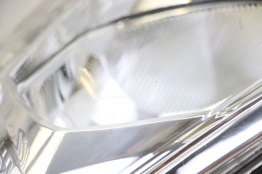 photo de LEFT HEADLIGHT PEUGEOT SATELIS 125 (2013 - 2018)