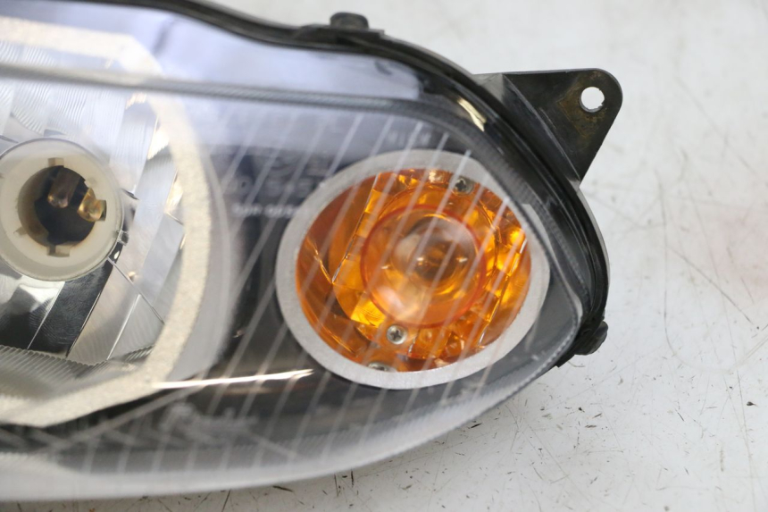 photo de LEFT HEADLIGHT YAMAHA TZR 50 (2008 - 2016)