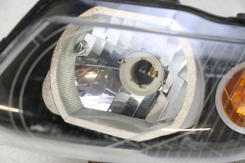 photo de LEFT HEADLIGHT YAMAHA TZR 50 (2008 - 2016)