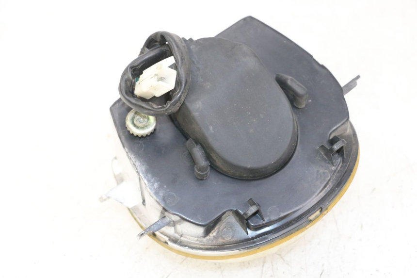 photo de HEADLIGHT GOES WIKI 125 (2010 - 2015) - Fixing points details