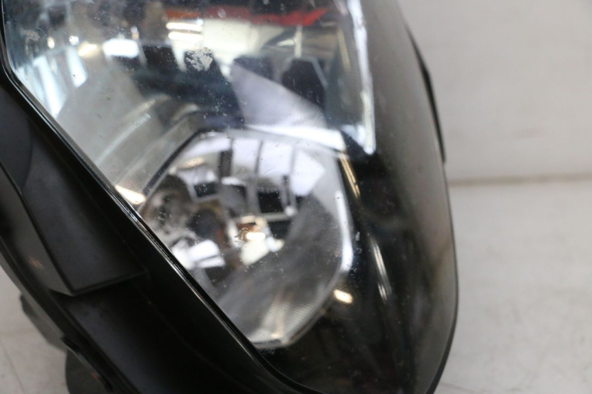 photo de HEADLIGHT SUZUKI GSXR GSX-R 1000 (2003 - 2004) - Detailed visual inspection