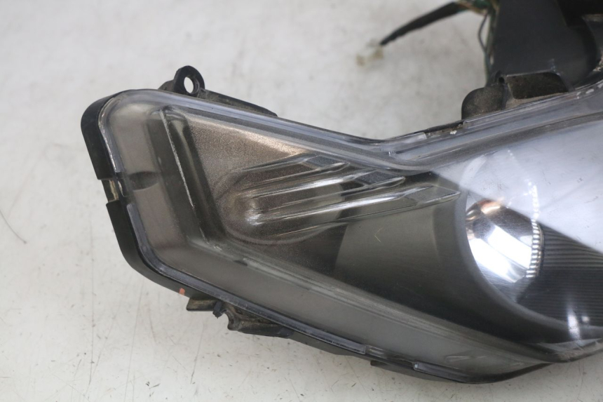photo de FRONT HEADLIGHT SYM JET SPORT XR 50 (2006 - 2015)