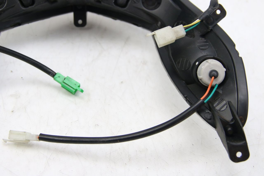 photo de FRONT HEADLIGHT PEUGEOT KISBEE 4T 50 (2018 - 2022)