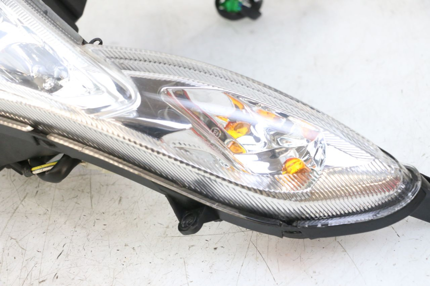 photo de FRONT HEADLIGHT PEUGEOT KISBEE 4T 50 (2018 - 2022)