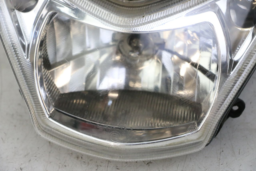photo de FRONT HEADLIGHT PEUGEOT KISBEE 4T 50 (2018 - 2022)