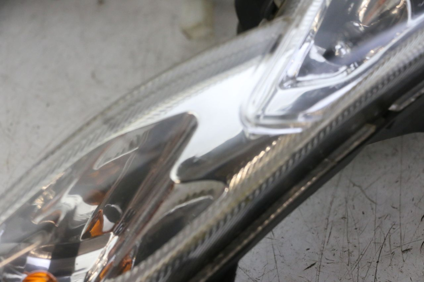 photo de FRONT HEADLIGHT PEUGEOT KISBEE 4T 50 (2018 - 2022)