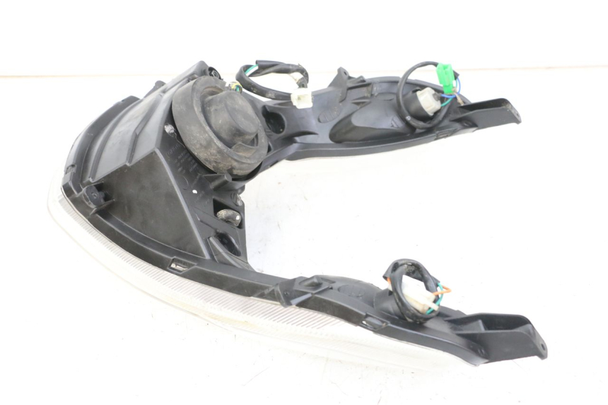 photo de FRONT HEADLIGHT PEUGEOT KISBEE 4T 50 (2018 - 2022)