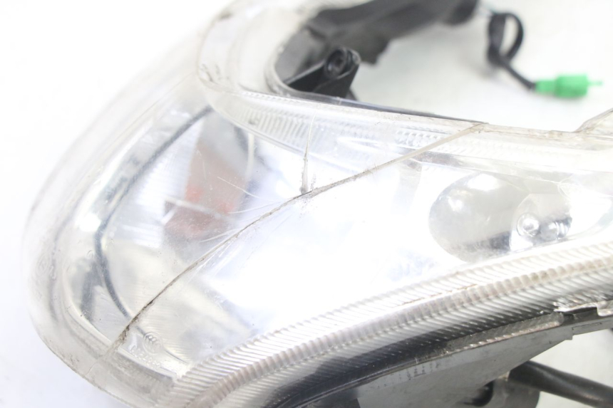 photo de FRONT HEADLIGHT PEUGEOT KISBEE 4T 50 (2018 - 2022)