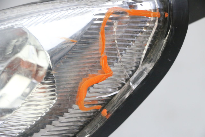 photo de FRONT HEADLIGHT PEUGEOT KISBEE 4T 50 (2018 - 2022)