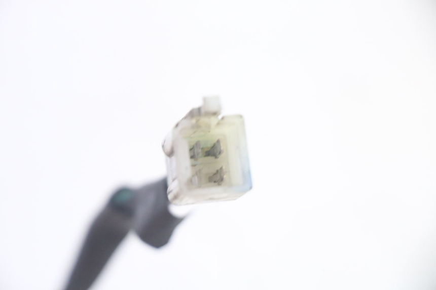 photo de FRONT HEADLIGHT PEUGEOT KISBEE 4T 50 (2018 - 2022) - High-resolution close-up