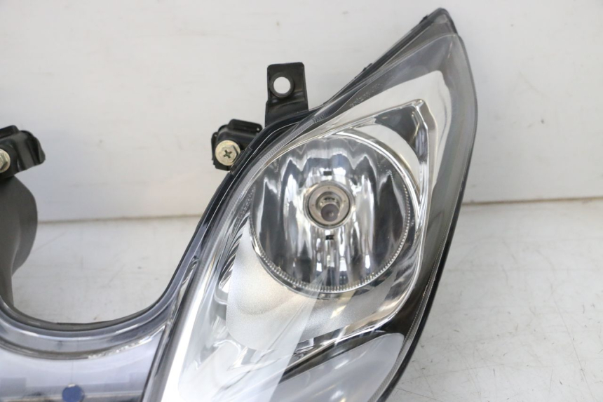 photo de HEADLIGHT PIAGGIO MP3 HPE 300 (2019 - 2026) - Alternative angle