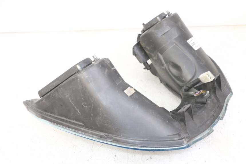 photo de FRONT HEADLIGHT PIAGGIO MP3 LT 400 (2007 - 2012)