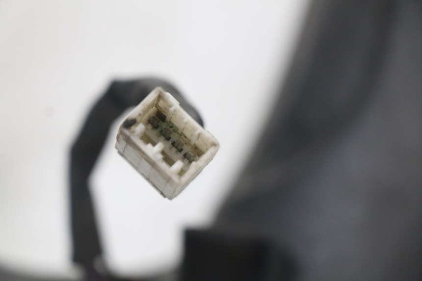 photo de HEADLIGHT PIAGGIO MP3 125 (2006 - 2014)