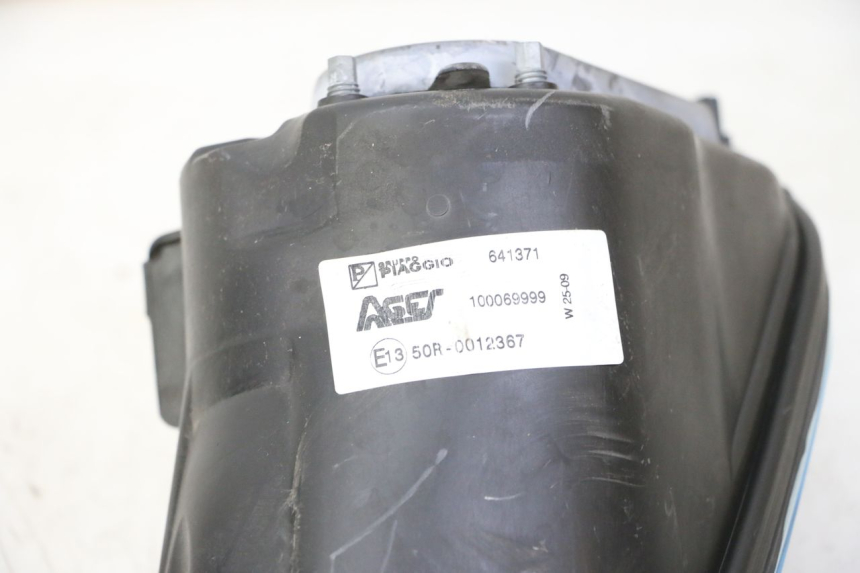 photo de HEADLIGHT PIAGGIO MP3 RL 250 (2007 - 2010)