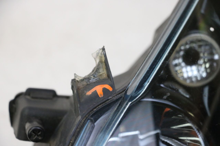 photo de HEADLIGHT PIAGGIO MP3 500 (2011 - 2015)