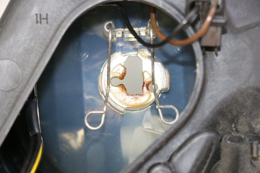 photo de HEADLIGHT PIAGGIO MP3 500 (2011 - 2015)