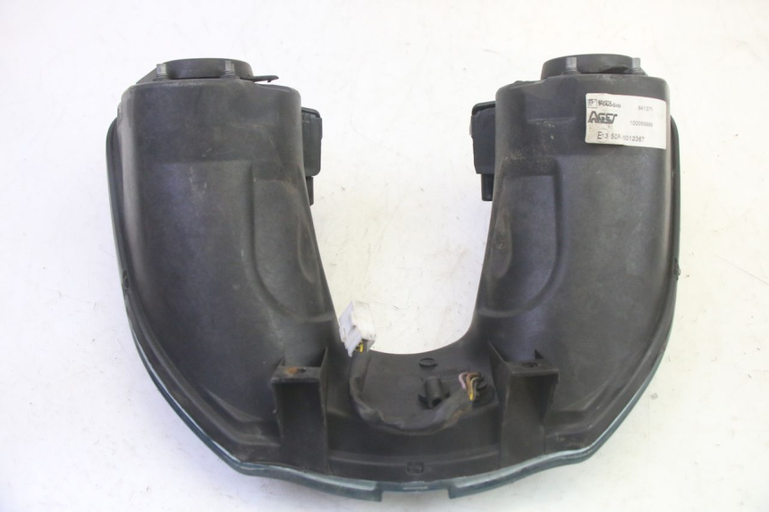 photo de HEADLIGHT PIAGGIO MP3 RL 250 (2007 - 2010) - Checked used part
