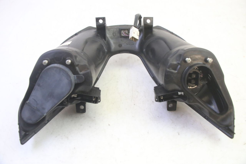 photo de HEADLIGHT PIAGGIO MP3 500 (2016 - 2018) - Fixing points details