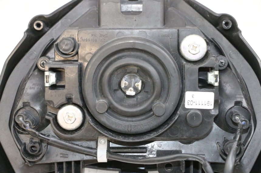 photo de HEADLIGHT YAMAHA MT-07 MT07 ABS 700 (2018 - 2020) - Fixing points details