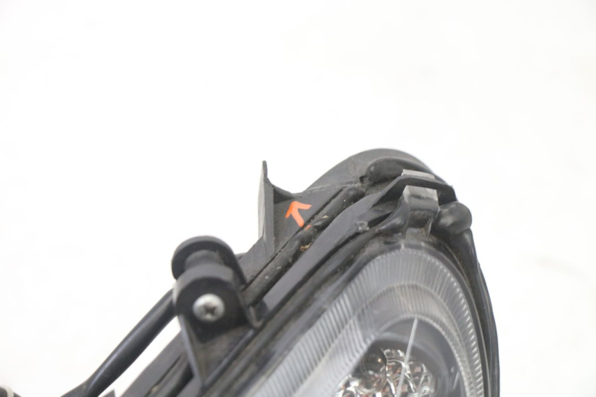 photo de HEADLIGHT PIAGGIO NRG POWER PUREJET 50 (2018 - 2021)