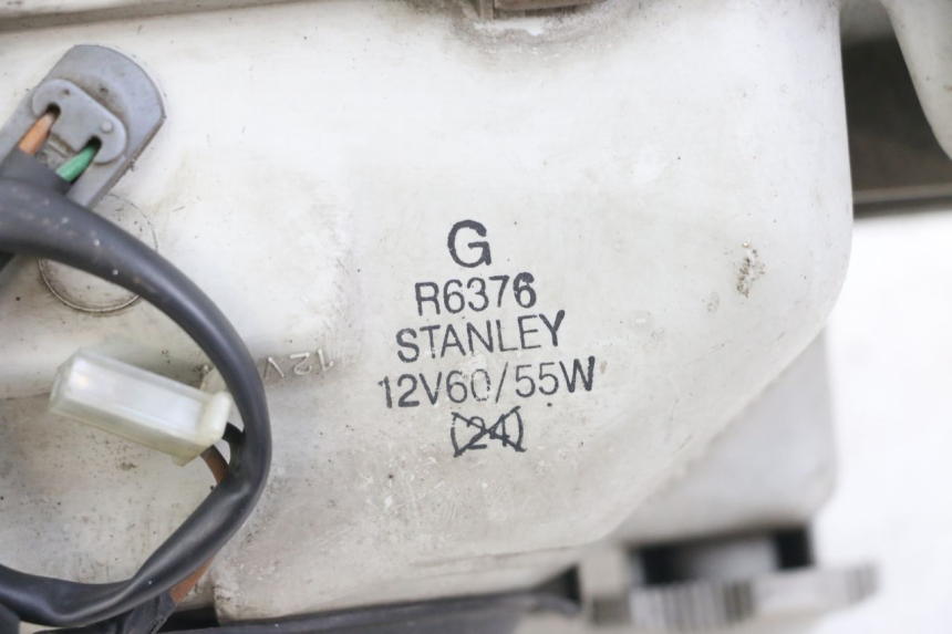 photo de FRONT HEADLIGHT HONDA NTV DEAUVILLE 650 (1998 - 2001)