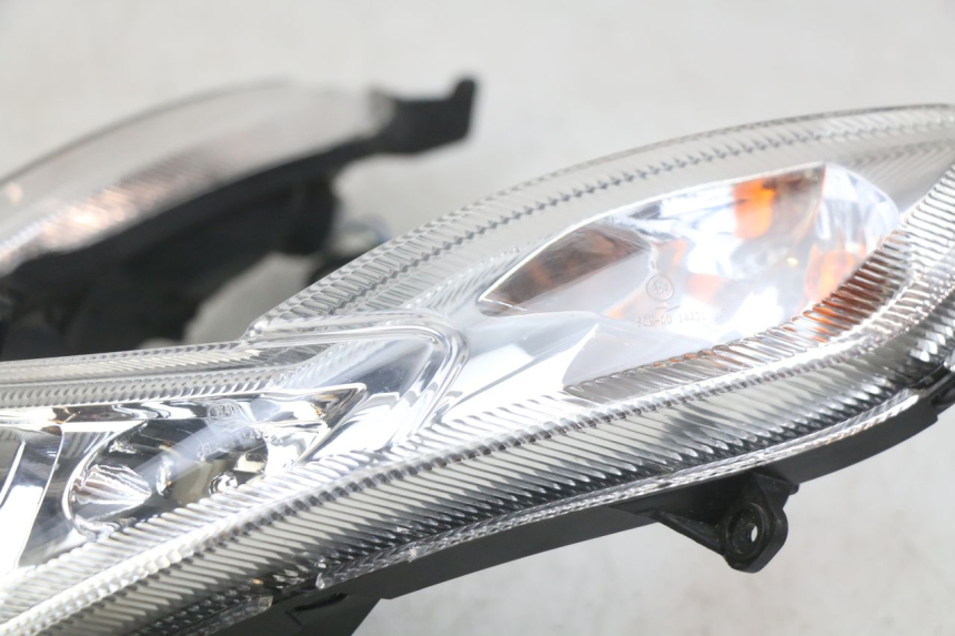 photo de FRONT HEADLIGHT PEUGEOT KISBEE 2T 50 (2010 - 2017)