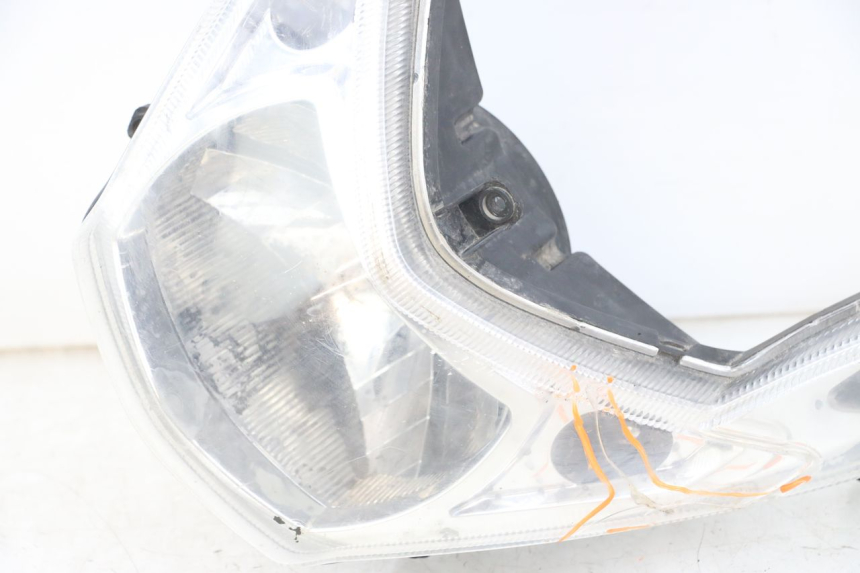 photo de HEADLIGHT PEUGEOT KISBEE 2T 50 (2018 - 2022)