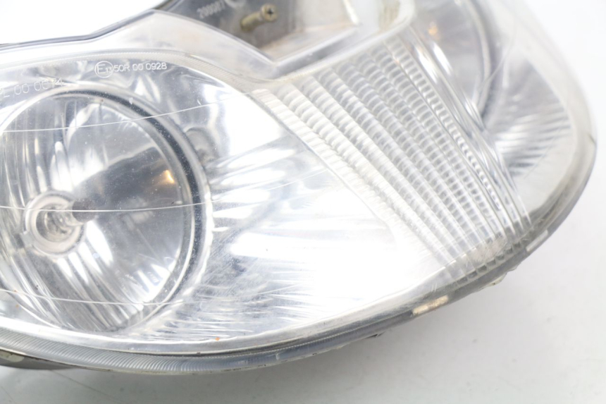 photo de FRONT HEADLIGHT PIAGGIO X8 125 (2004 - 2007)