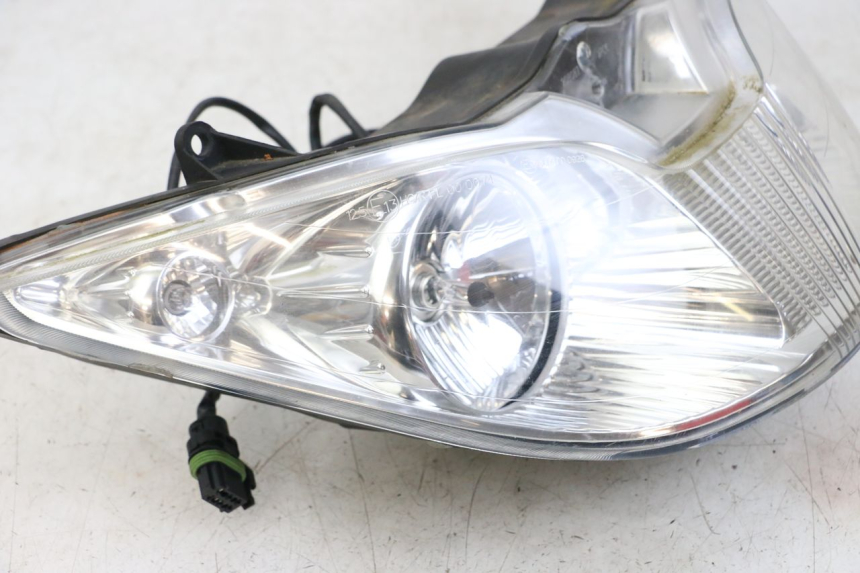 photo de FRONT HEADLIGHT PIAGGIO X8 125 (2004 - 2007)