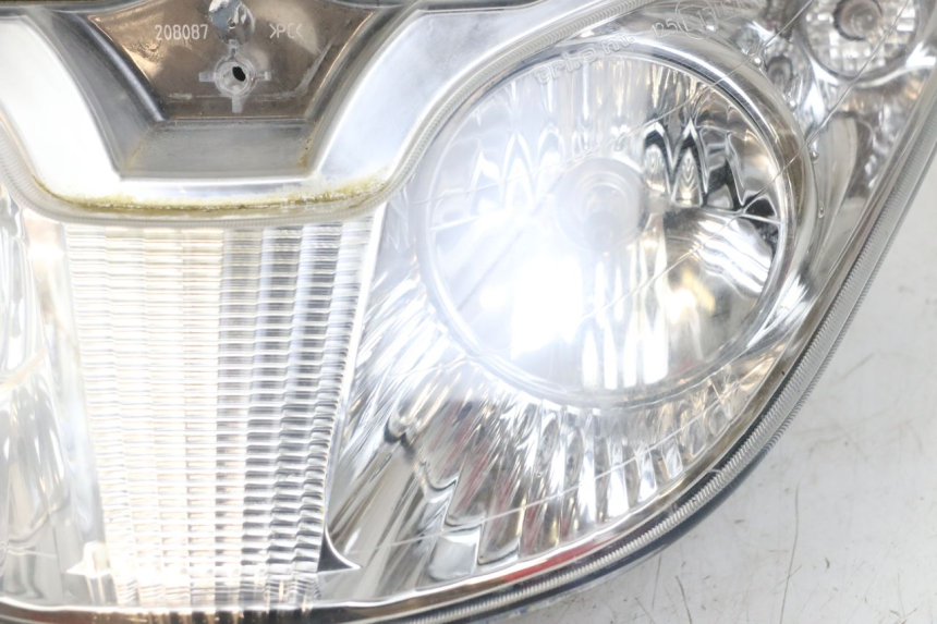 photo de FRONT HEADLIGHT PIAGGIO X8 125 (2004 - 2007)