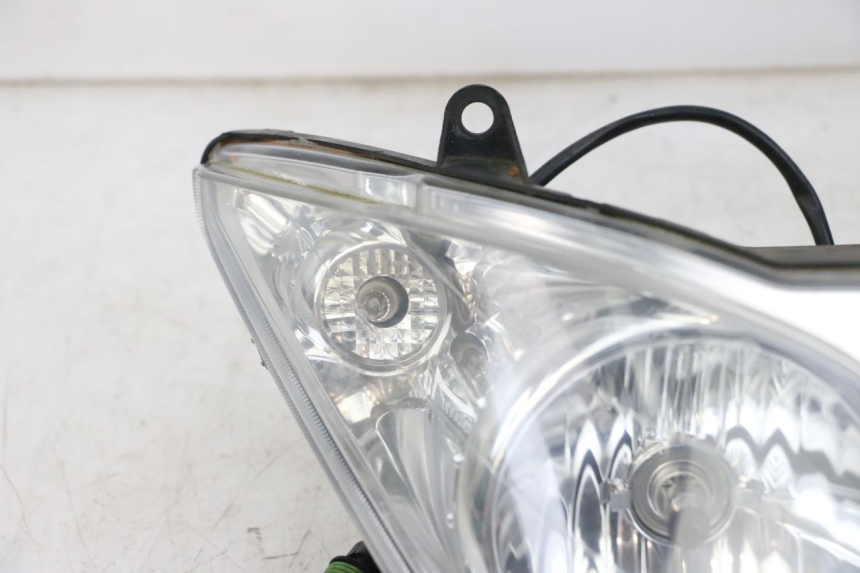 photo de FRONT HEADLIGHT PIAGGIO X8 125 (2004 - 2007)