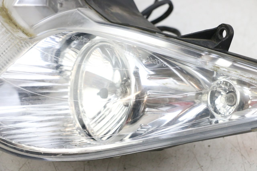 photo de FRONT HEADLIGHT PIAGGIO X8 125 (2004 - 2007)