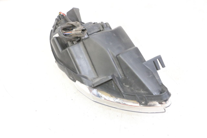 photo de HEADLIGHT PEUGEOT SATELIS 125 (2013 - 2018)