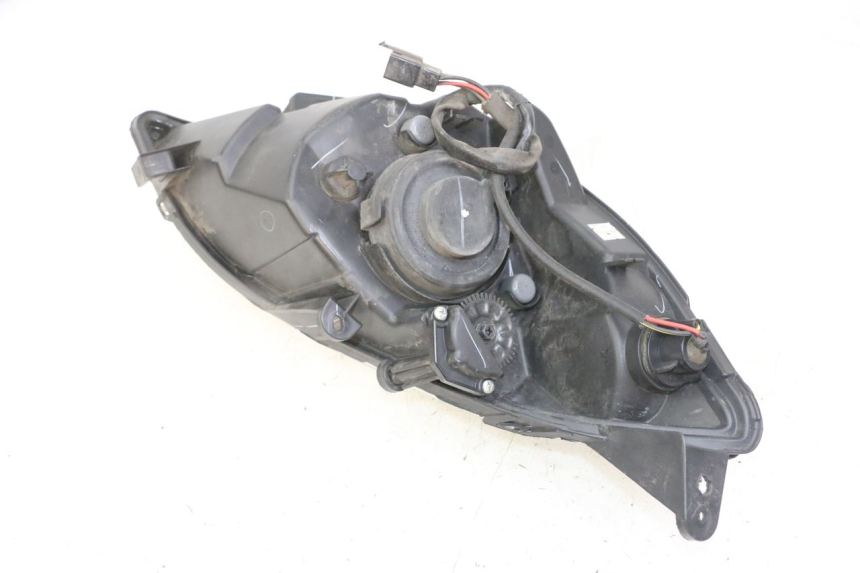 photo de HEADLIGHT PEUGEOT SATELIS 125 (2013 - 2018)