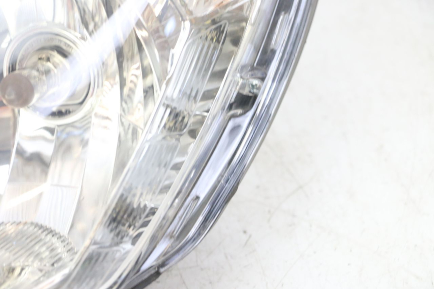photo de HEADLIGHT PEUGEOT SATELIS 125 (2013 - 2018)