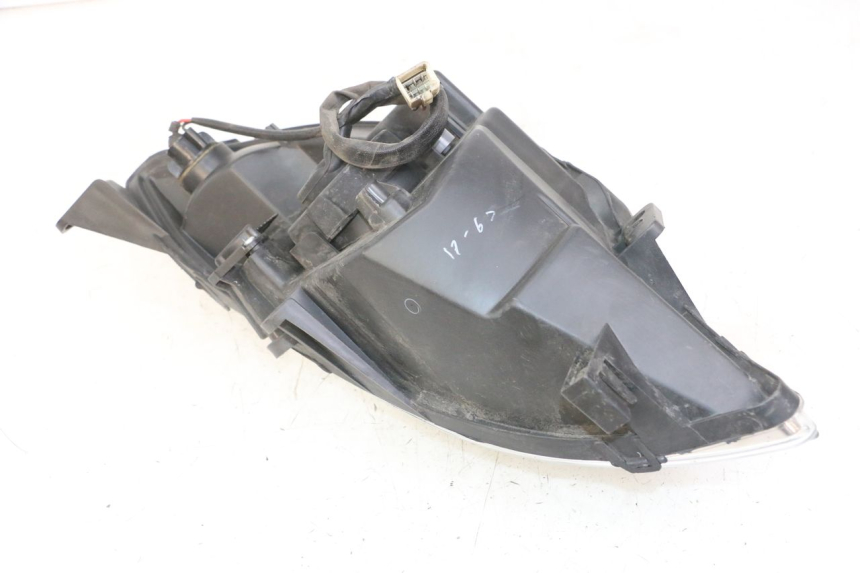 photo de HEADLIGHT PEUGEOT SATELIS 125 (2013 - 2018)