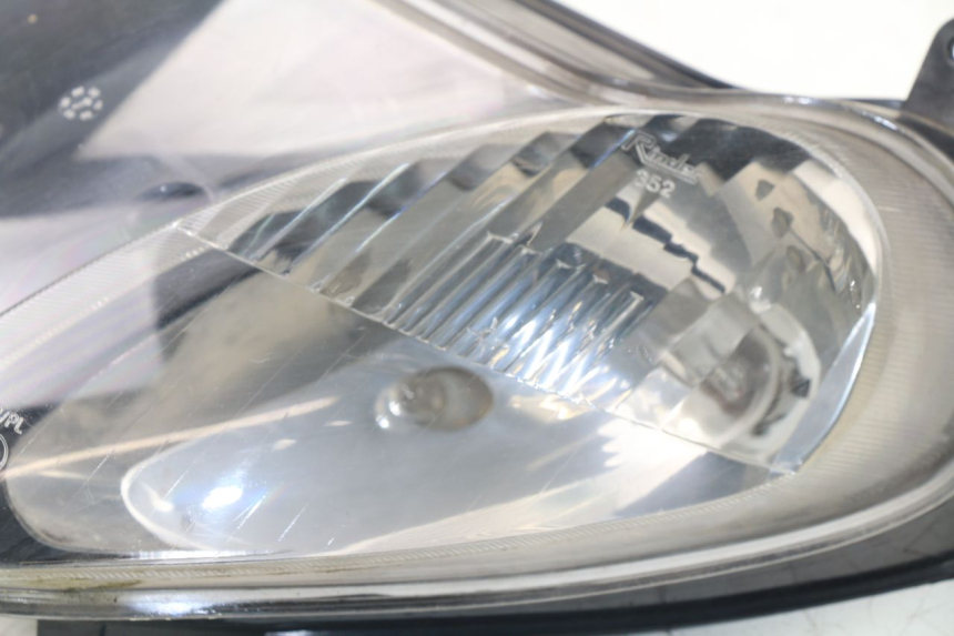 photo de HEADLIGHT MBK SKYLINER 125 (2001 - 2003)