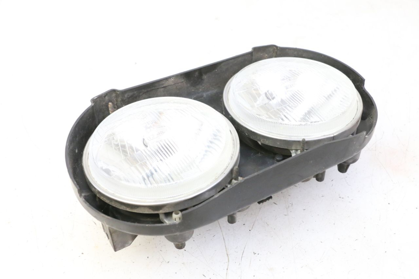 photo de HEADLIGHT TRIUMPH SPRINT 900 (1995 - 1998)